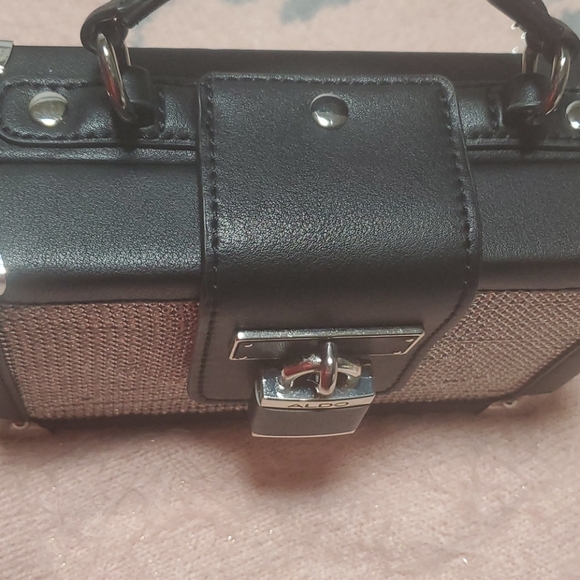 SOLD, ALDO Shoulder Bag - Picture 9 of 10